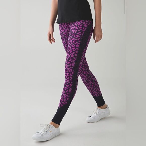 Lululemon drop it like it’s hot tight in mini cherry cheetah ultra violet Sz 6 - Picture 1 of 8